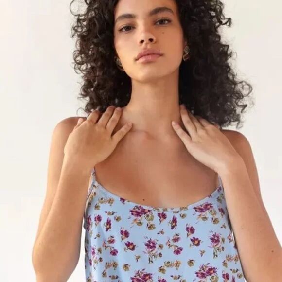 🎃 Urban Outfitters Camille Mini Dress Blue Floral XS NWT - Picture 6 of 9